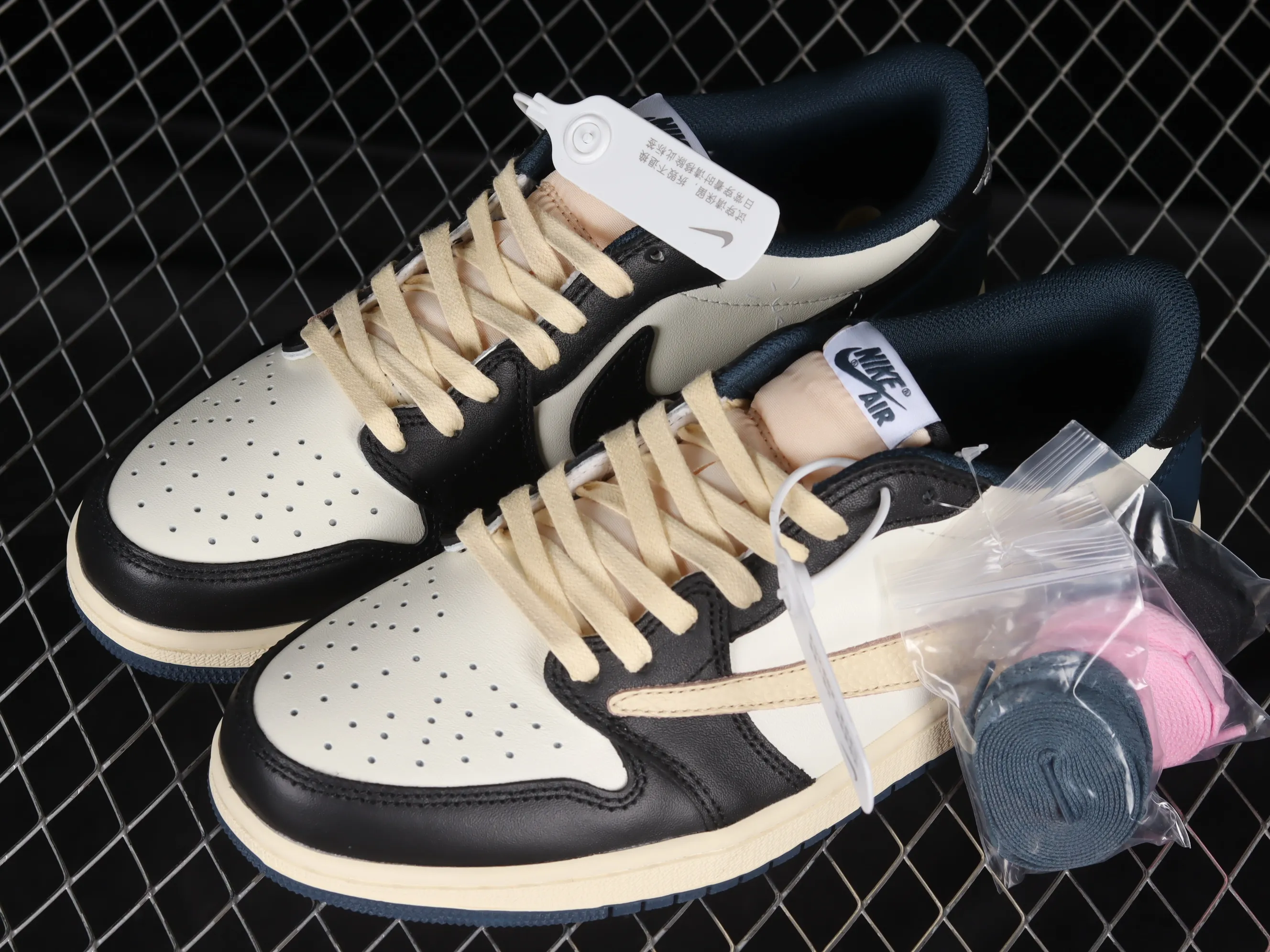All Categories Air Jordan Jordan Series Basketball Shoes Air Jordan 1 Low Travis Scott x Air Jordan 1 Low OG AJ1 Joe 1 Deep Sea Blue Color Undercut DM7866-400